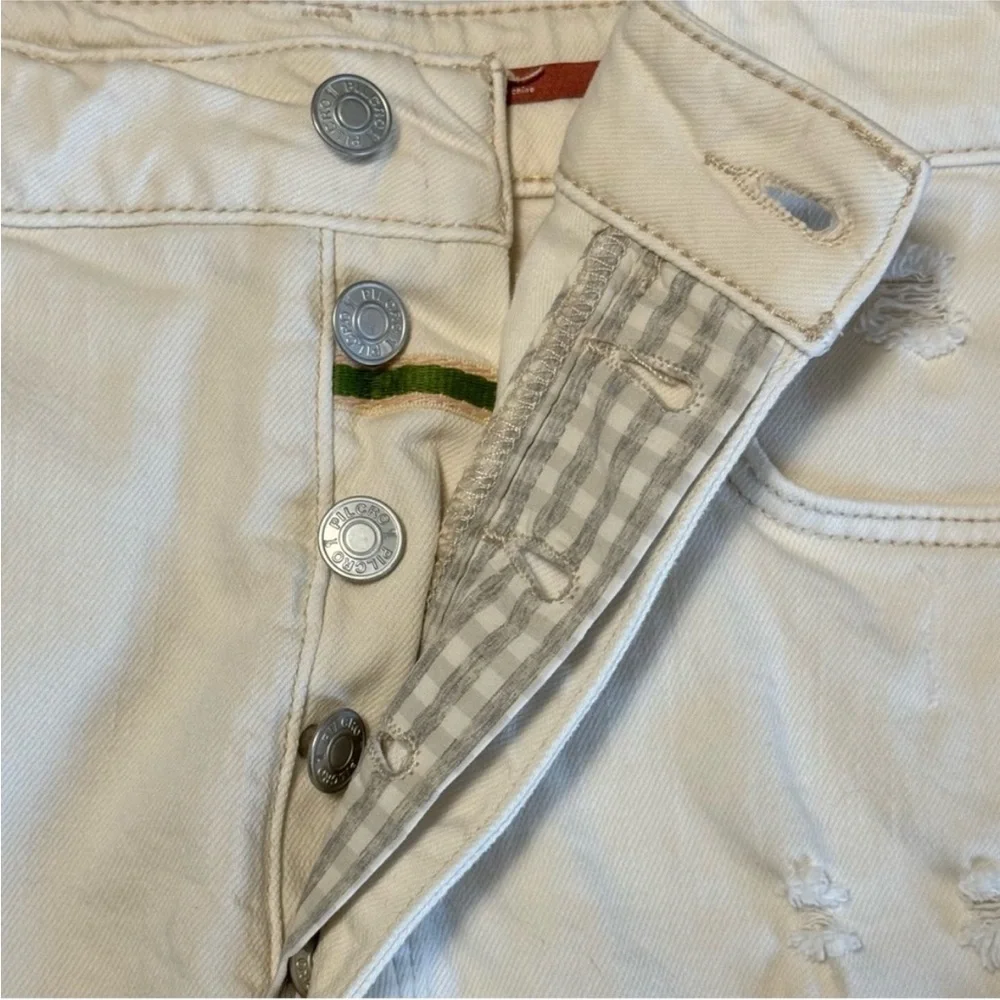 Anthropologie Pilcro Distressed
Jean Shorts Cream Size 32 - Picture 4 of 5